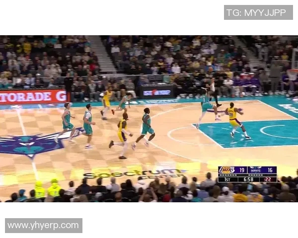 湖人季后赛对决黄蜂全景回顾精彩瞬间与战术分析